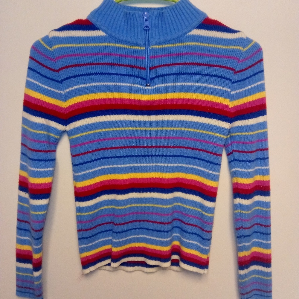 Crop top sweater